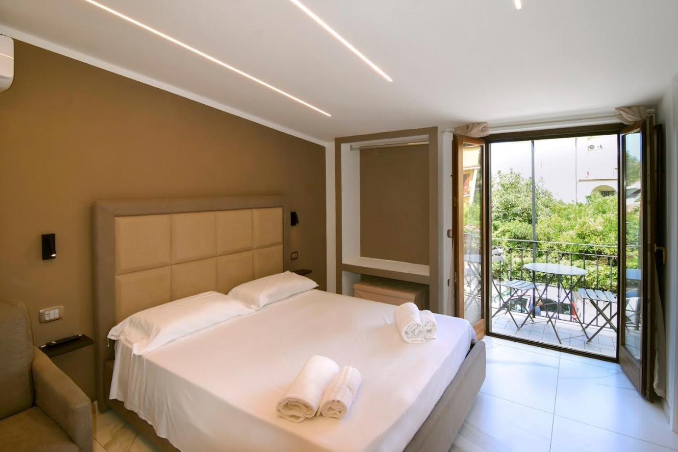 Belma Aparthotel And Rooms Marina di Camerota Exterior photo